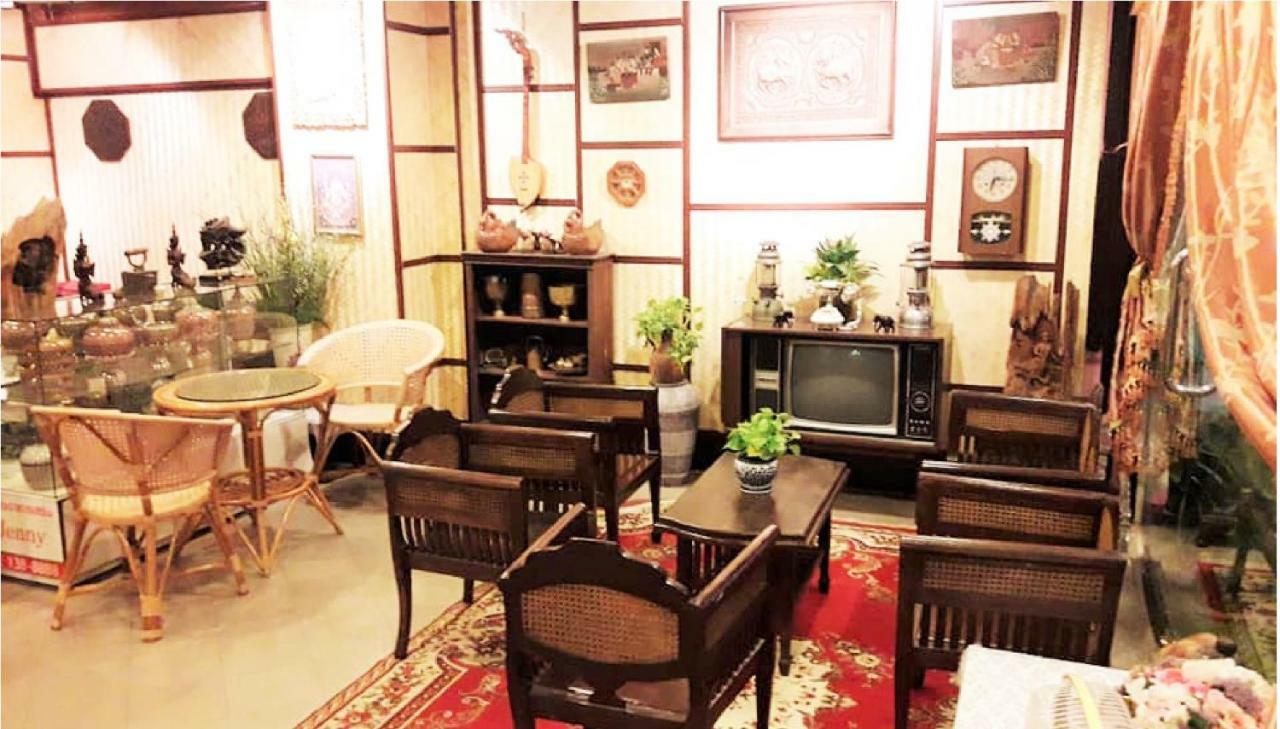 Ruan Ben Ja Don Mueang,Bangkok Hostel Exteriér fotografie