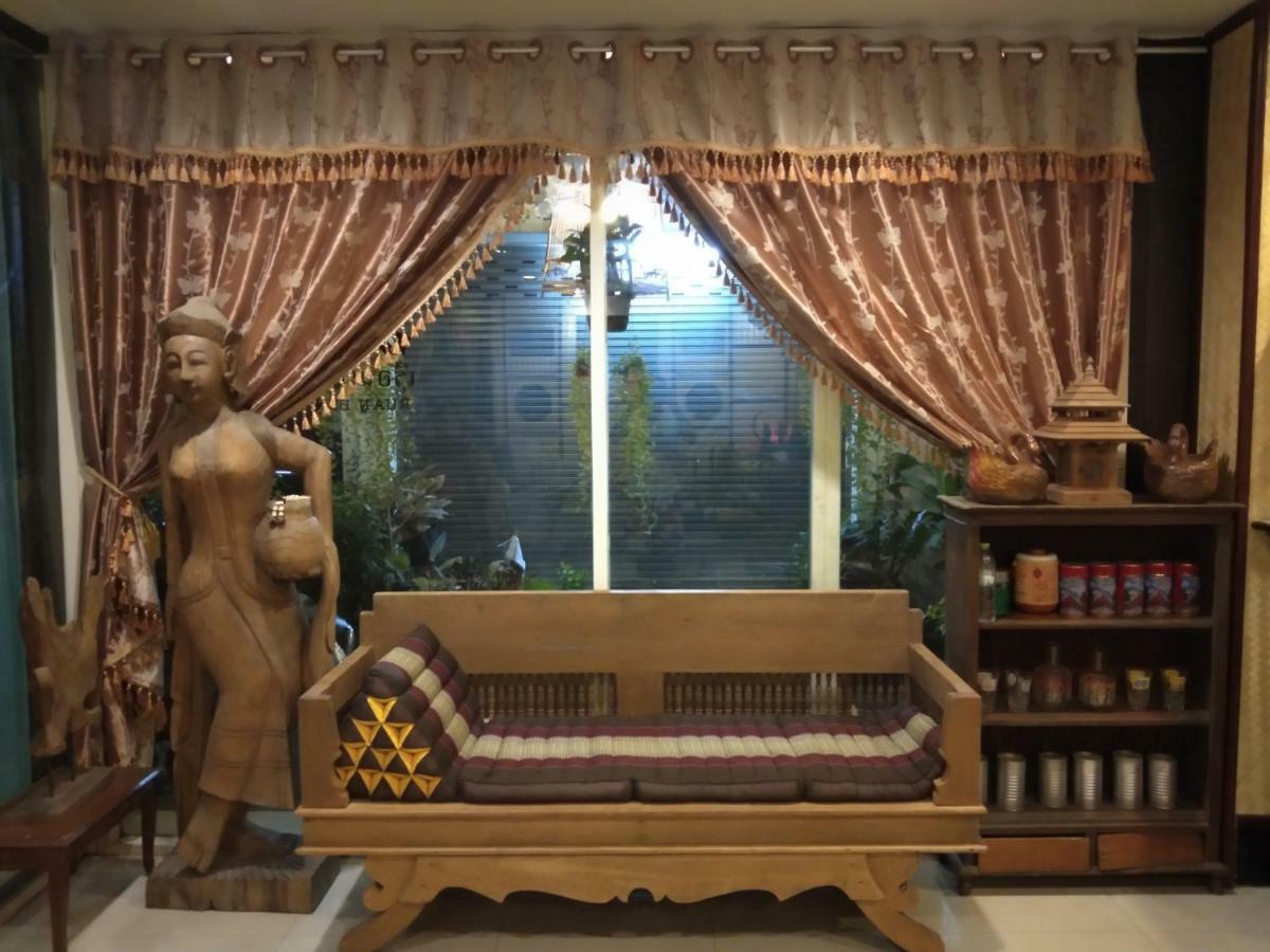 Ruan Ben Ja Don Mueang,Bangkok Hostel Exteriér fotografie