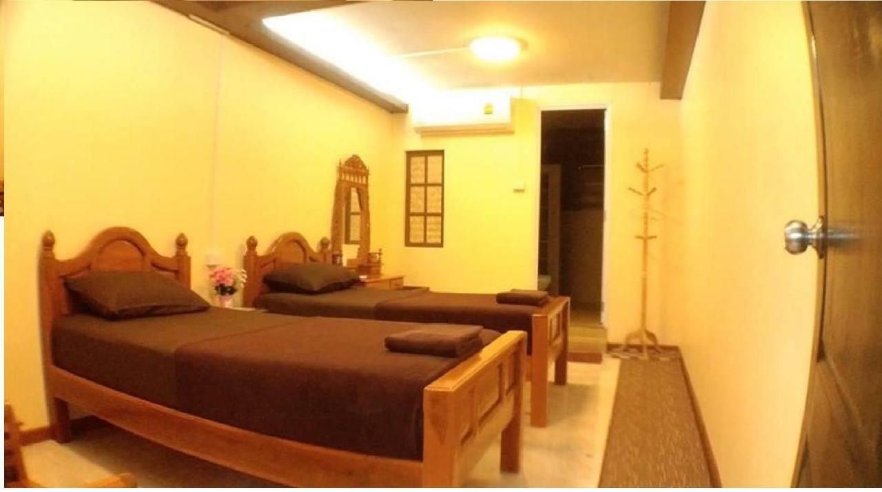 Ruan Ben Ja Don Mueang,Bangkok Hostel Pokoj fotografie