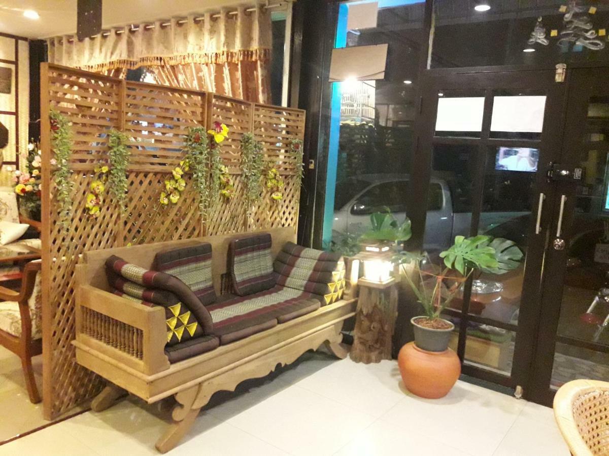 Ruan Ben Ja Don Mueang,Bangkok Hostel Exteriér fotografie