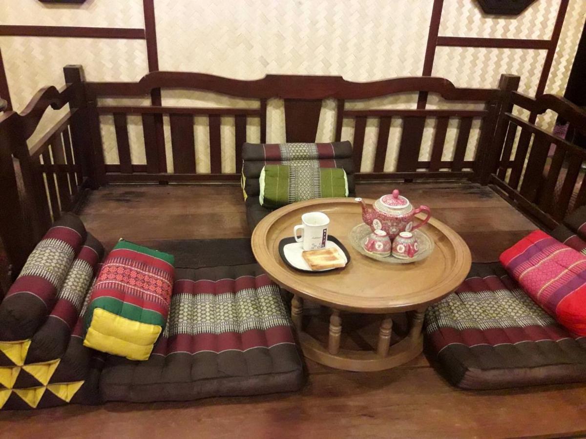 Ruan Ben Ja Don Mueang,Bangkok Hostel Exteriér fotografie